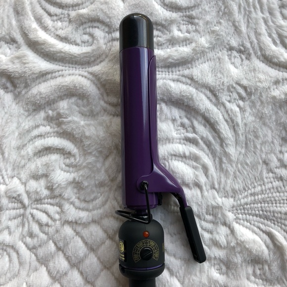 Hot Tools Accessories - Hot Tools Ceramic Tourmaline 1.25” Curling Iron